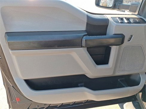 Used 2021 Ford F550 4x4 SuperCab Super Duty image 12