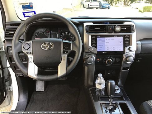 Used 2023 Toyota 4Runner SR5 AWD/4WD image 9
