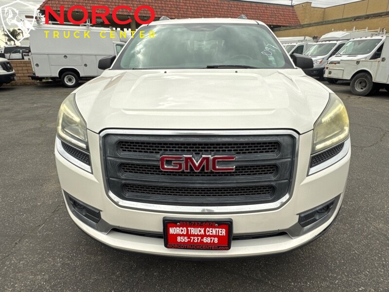 Used 2015 GMC Acadia SLE FWD image 3