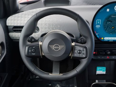 New 2026 MINI Cooper 4-Door Hardtop FWD image 9