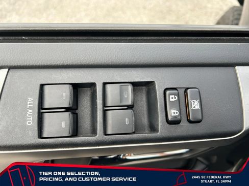 Used 2019 Toyota 4Runner SR5 AWD/4WD image 12