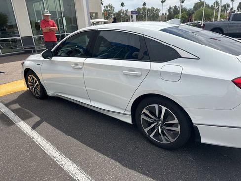 Used 2021 Honda Accord EX-L image 3