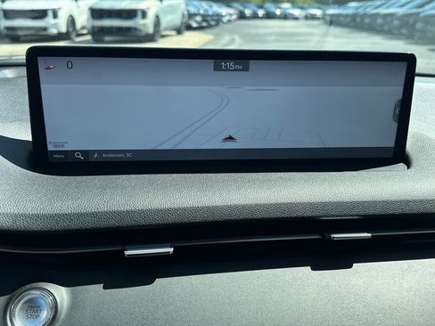 Used 2025 Genesis GV70 2.5T image 11