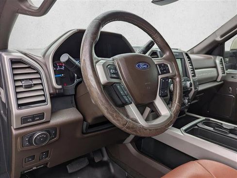 Used 2018 Ford F250 King Ranch w/ King Ranch Ultimate Package AWD/4WD image 12