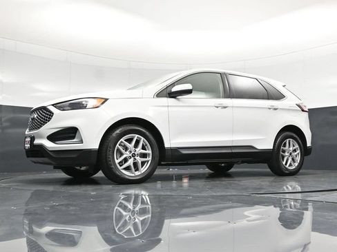 Used 2024 Ford Edge SEL AWD/4WD image 57