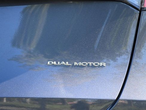 Used 2023 Tesla Model Y Long Range AWD/4WD image 6