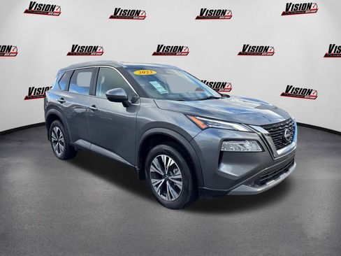 Used 2023 Nissan Rogue SV w/ SV Premium Package image 3