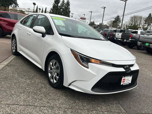 Certified 2020 Toyota Corolla LE image 4