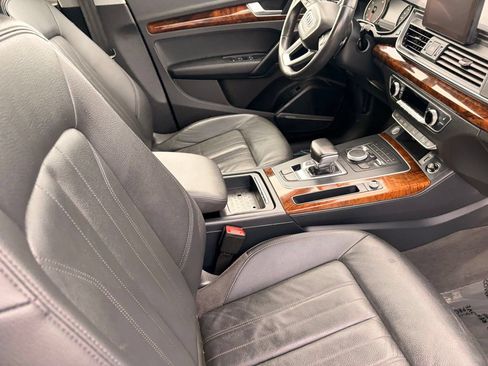Used 2018 Audi Q5 2.0T Premium Plus w/ Premium Plus Package AWD/4WD image 11