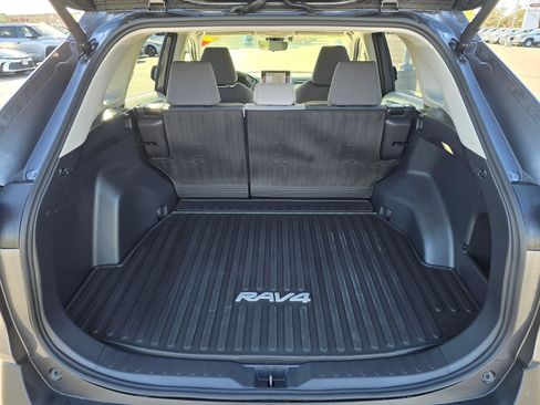 Used 2025 Toyota RAV4 XLE image 14