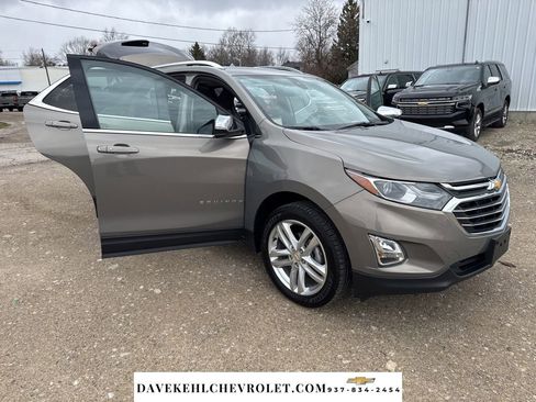 Used 2018 Chevrolet Equinox Premier image 34