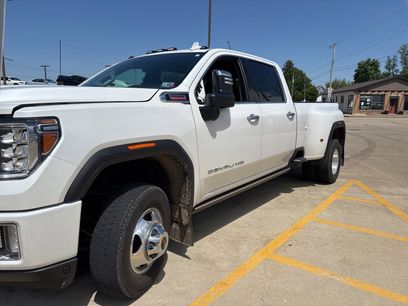 Used 2023 GMC Sierra 3500 Denali w/ Denali Ultimate Package