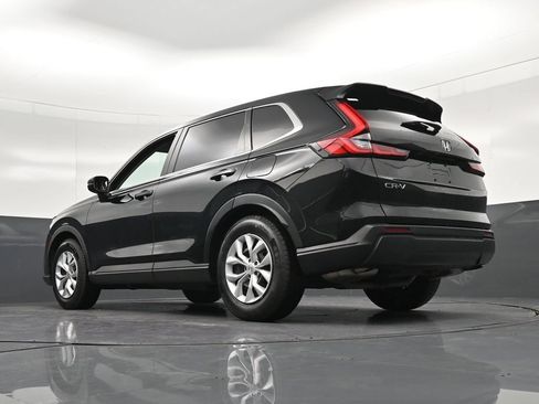 Used 2025 Honda CR-V LX image 27