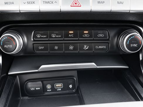 Used 2019 Kia Stinger GT1 RWD image 32