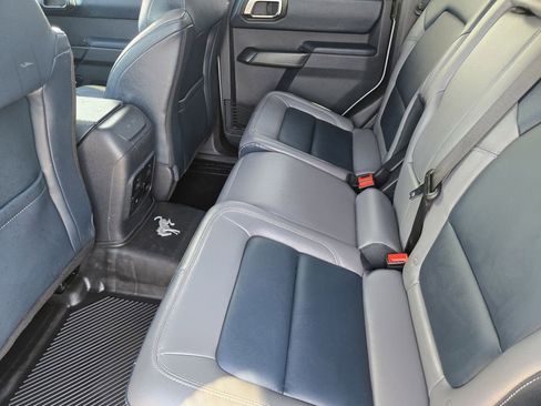 Used 2024 Ford Bronco Outer Banks image 18