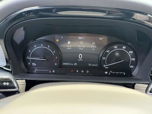 Certified 2022 Lincoln Corsair AWD w/ Equipment Group 101A image 25
