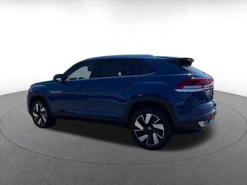 Used 2026 Volkswagen Atlas Cross Sport SE FWD image 8