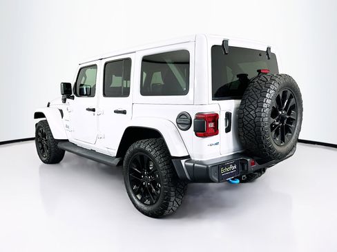 Used 2024 Jeep Wrangler Sahara w/ Technology Group image 5