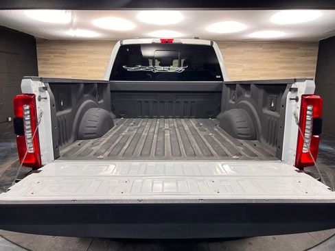 Used 2024 Ford F250 Lariat w/ Sport Appearance Package image 27