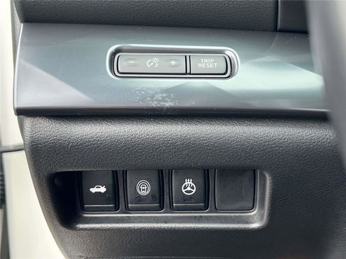 Certified 2023 Nissan Maxima SR w/ Sport Mat Group image 28