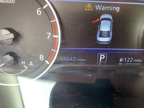 Used 2024 Nissan Altima 2.5 SR FWD image 21