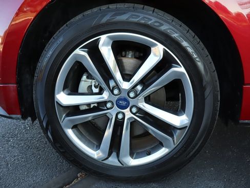 Used 2018 Ford Edge Sport w/ Equipment Group 401A AWD/4WD image 41