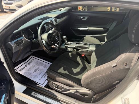 Used 2019 Ford Mustang GT RWD image 10