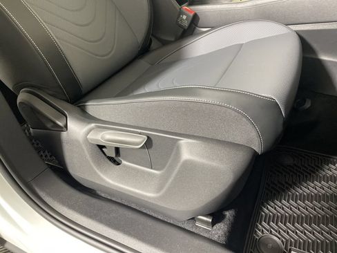 New 2026 Volkswagen Tiguan SE AWD/4WD image 24