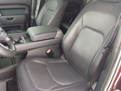 Certified 2024 Land Rover Defender 130 X-Dynamic SE image 16