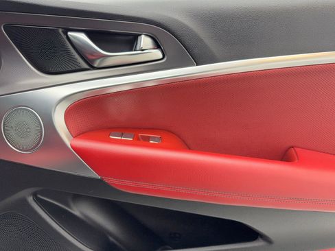 Used 2025 Genesis G70 2.5T w/ Sport Prestige Package image 45