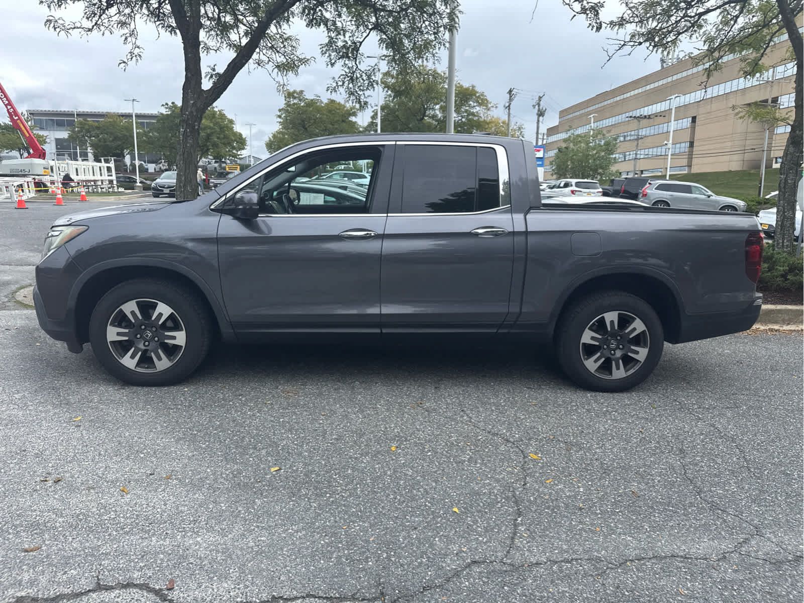 Used 2019 Honda Ridgeline RTL-E image 2