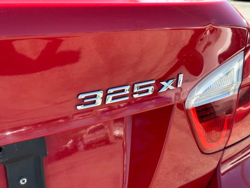 Used 2006 BMW 325xi Sedan image 38