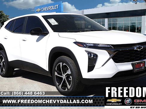 New 2026 Chevrolet Trax RS w/ Driver Confidence Package image 1