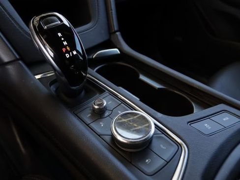 Used 2022 Cadillac XT5 Premium Luxury w/ Technology Package image 23