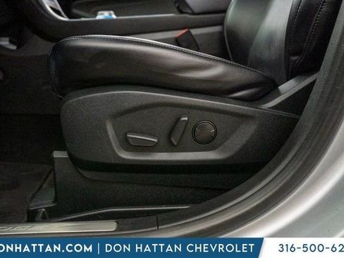Used 2022 Ford Edge Titanium image 21