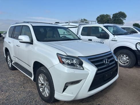 Used 2016 Lexus GX 460 w/ Premium Package AWD/4WD image 2