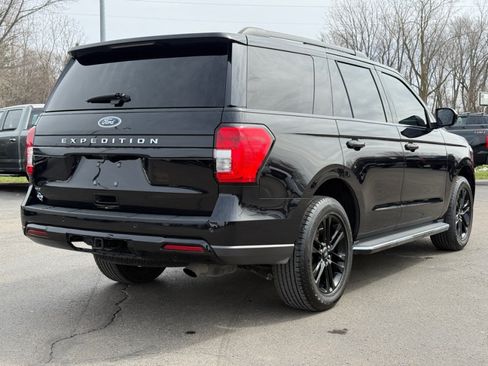 Used 2022 Ford Expedition XLT AWD/4WD image 8