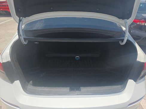Used 2024 Honda Civic Sport image 7