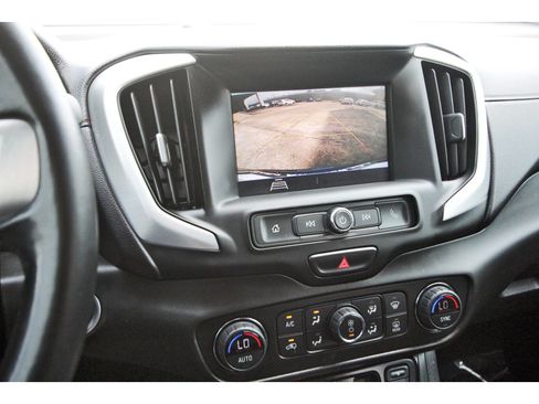 Used 2021 GMC Terrain SLE w/ Driver Convenience Package FWD image 22