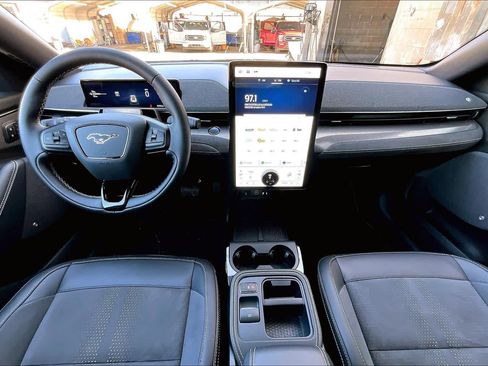 Used 2025 Ford Mustang Mach-E GT image 15