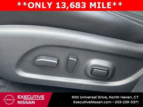 Certified 2024 Nissan Murano SL image 11