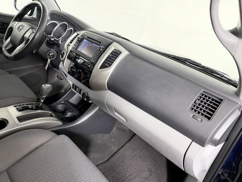 Used 2013 Toyota Tacoma 4x4 Double Cab image 29