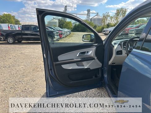 Used 2012 Chevrolet Equinox LT w/ Driver Convenience Package image 16