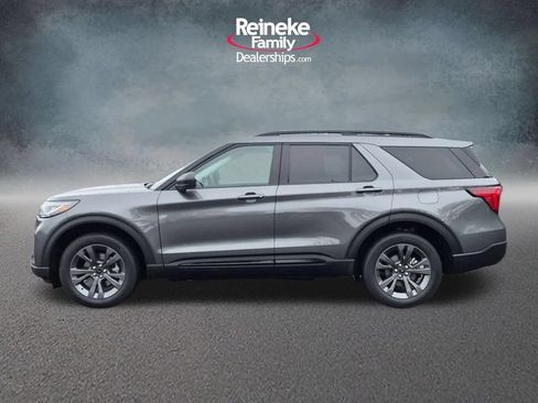 New 2026 Ford Explorer Active AWD/4WD image 9
