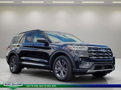 Certified 2025 Ford Explorer Active w/ Active Comfort Package