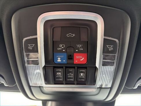 Used 2022 RAM 2500 Limited image 50