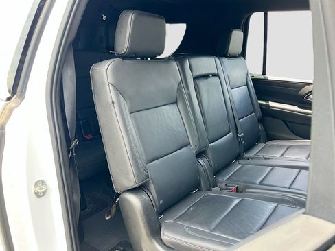 Used 2021 Chevrolet Suburban LT AWD/4WD image 28