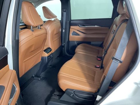 Used 2023 INFINITI QX60 Sensory w/ Cargo Package AWD/4WD image 21