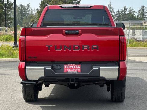 New 2026 Toyota Tundra SR5 w/ TRD Off-Road Package AWD/4WD image 5