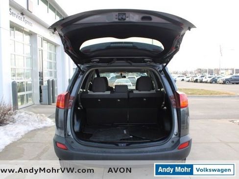 Used 2015 Toyota RAV4 XLE image 10
